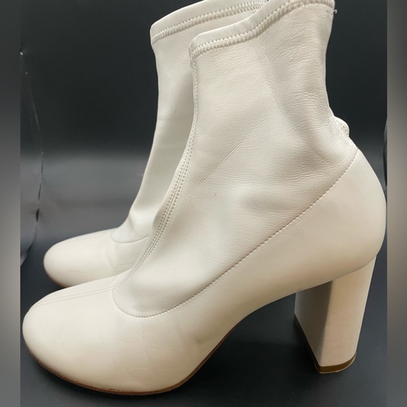 White leather stretchy boots size 8 - Picture 2 of 13